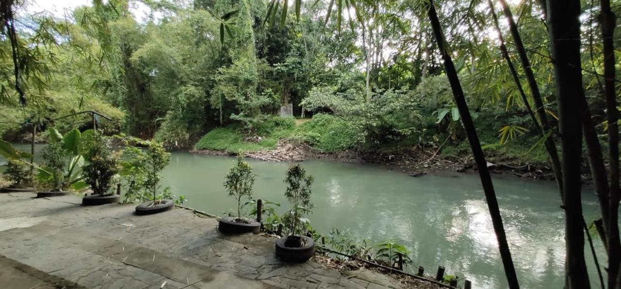 Gerbang Banyu Langit Cottage Bantul Luaran gambar